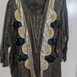 Vintage 2 Piece African Set With Gold and Green Pattern